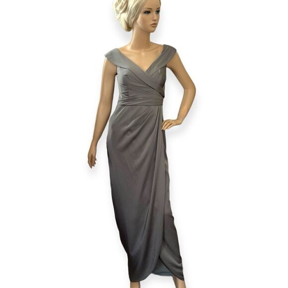 LA FEMME Surplice Off The Shoulder Column Gown In Pewter Size 0 NEW - Picture 3 of 13